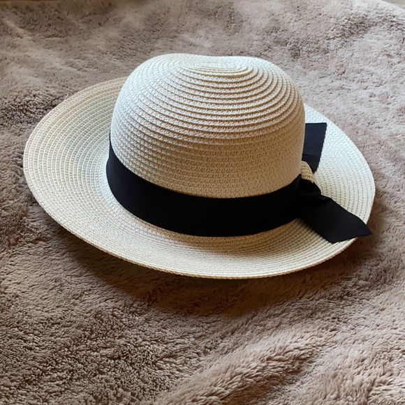 Boutique hat - Picture 2 of 3